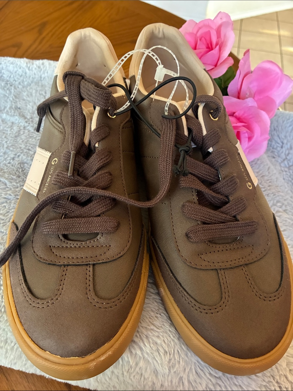 GBG Los Angeles Brown Low-Top Sneakers with Gum Sole